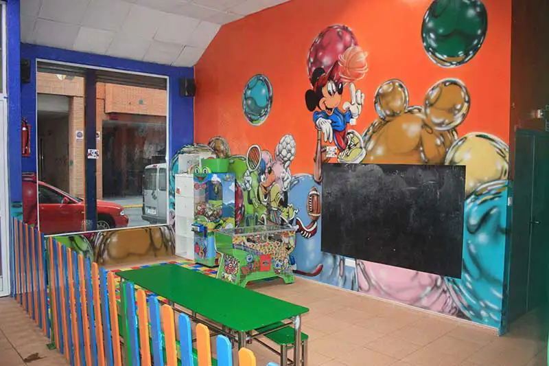 zona-juegos-globus-animacions2